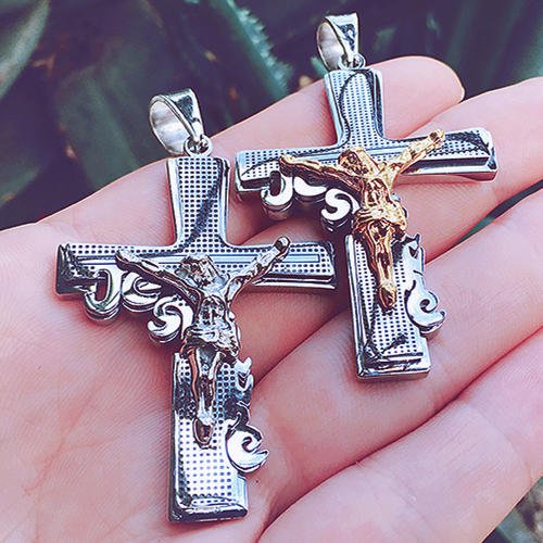 Does A Cross Necklace Protect You?(Interesting Discovery)